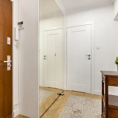 Апартаменты Holiday